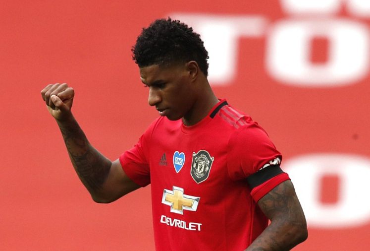 yabo-包含里程碑夜深圳男篮刷新队史纪录，英超今夜刷纪录，话题不断，控场能力受关注的词条-yabo